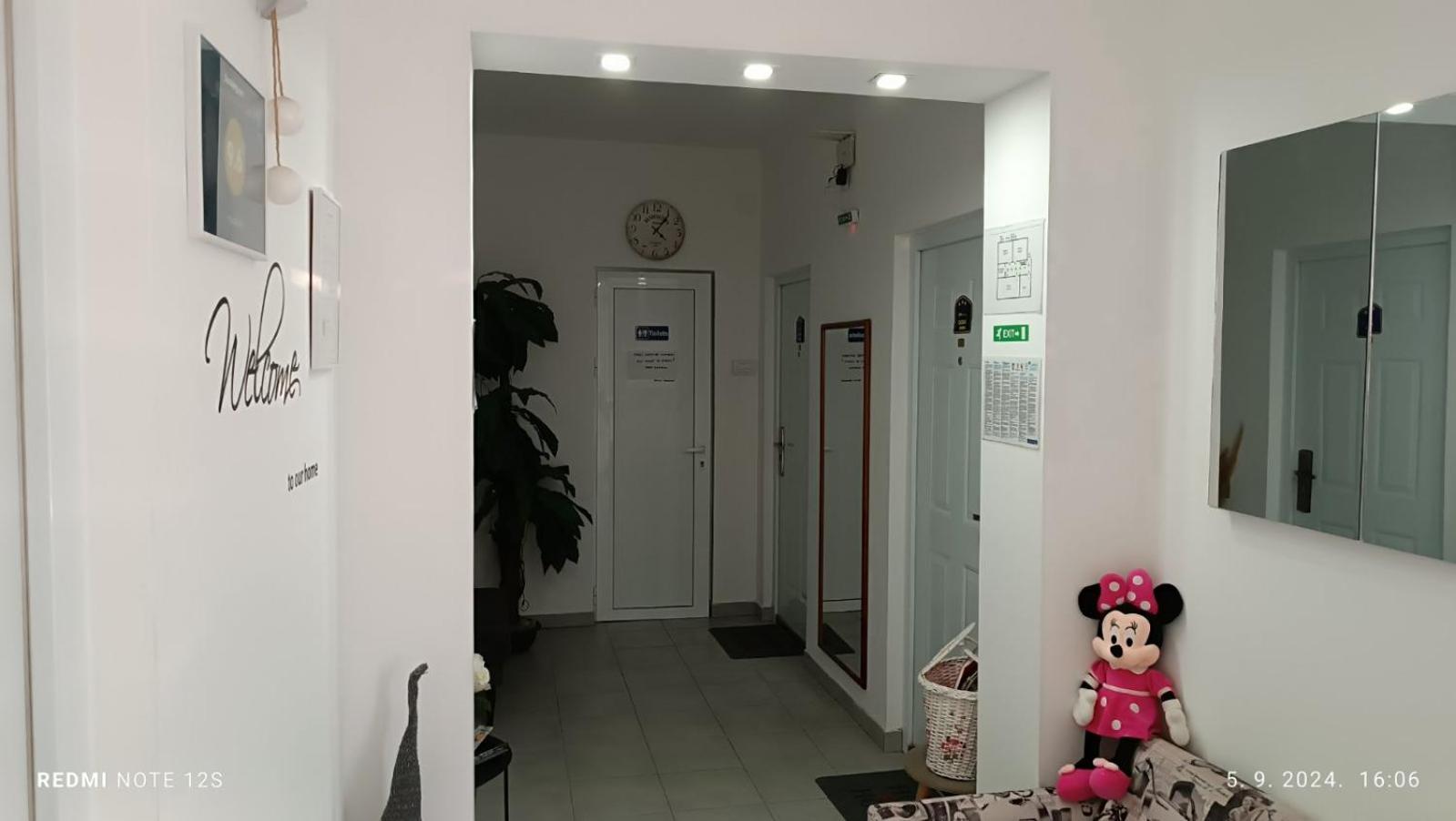 Happy Star Apartment Nis Ngoại thất bức ảnh