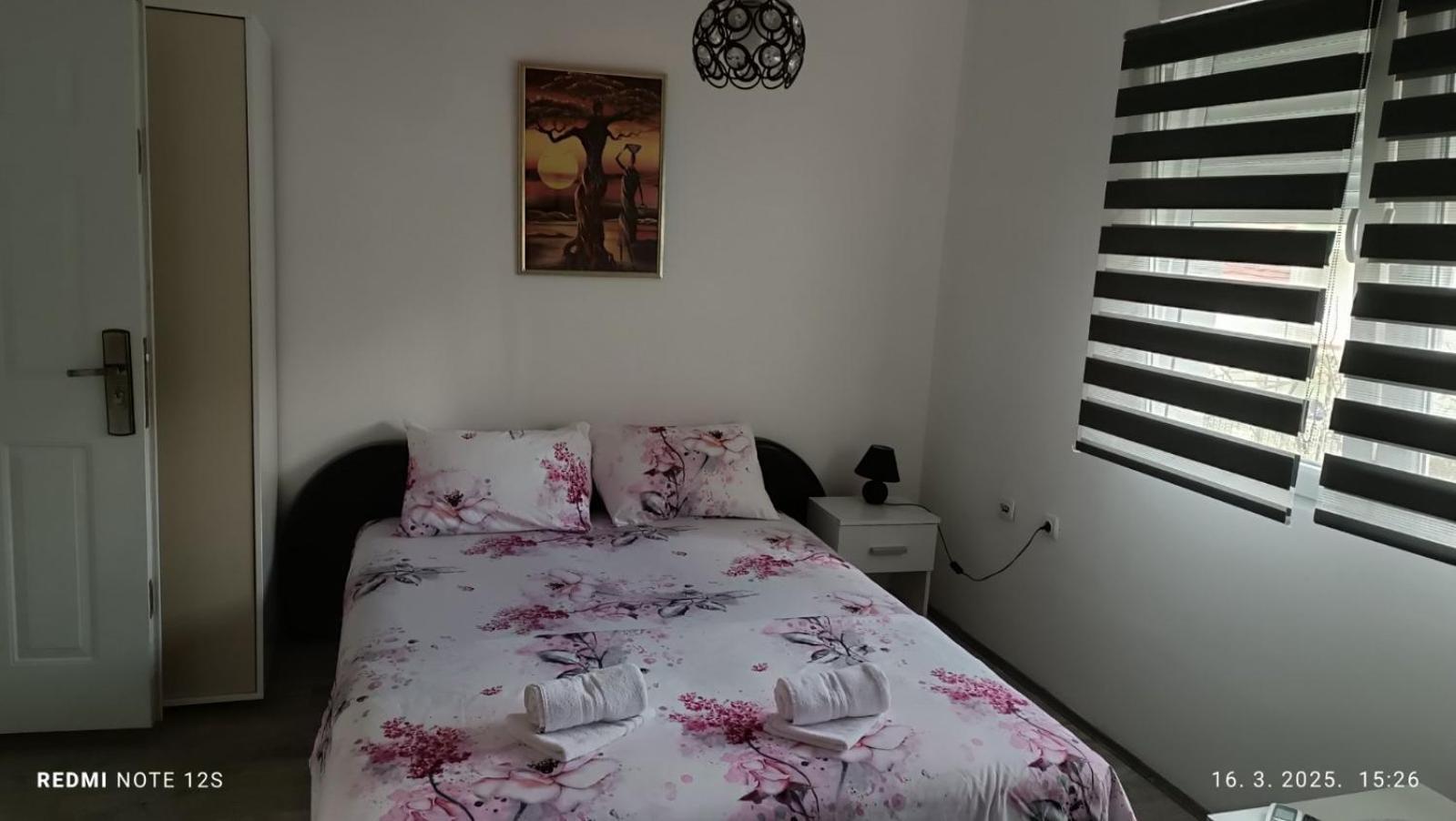 Happy Star Apartment Nis Ngoại thất bức ảnh