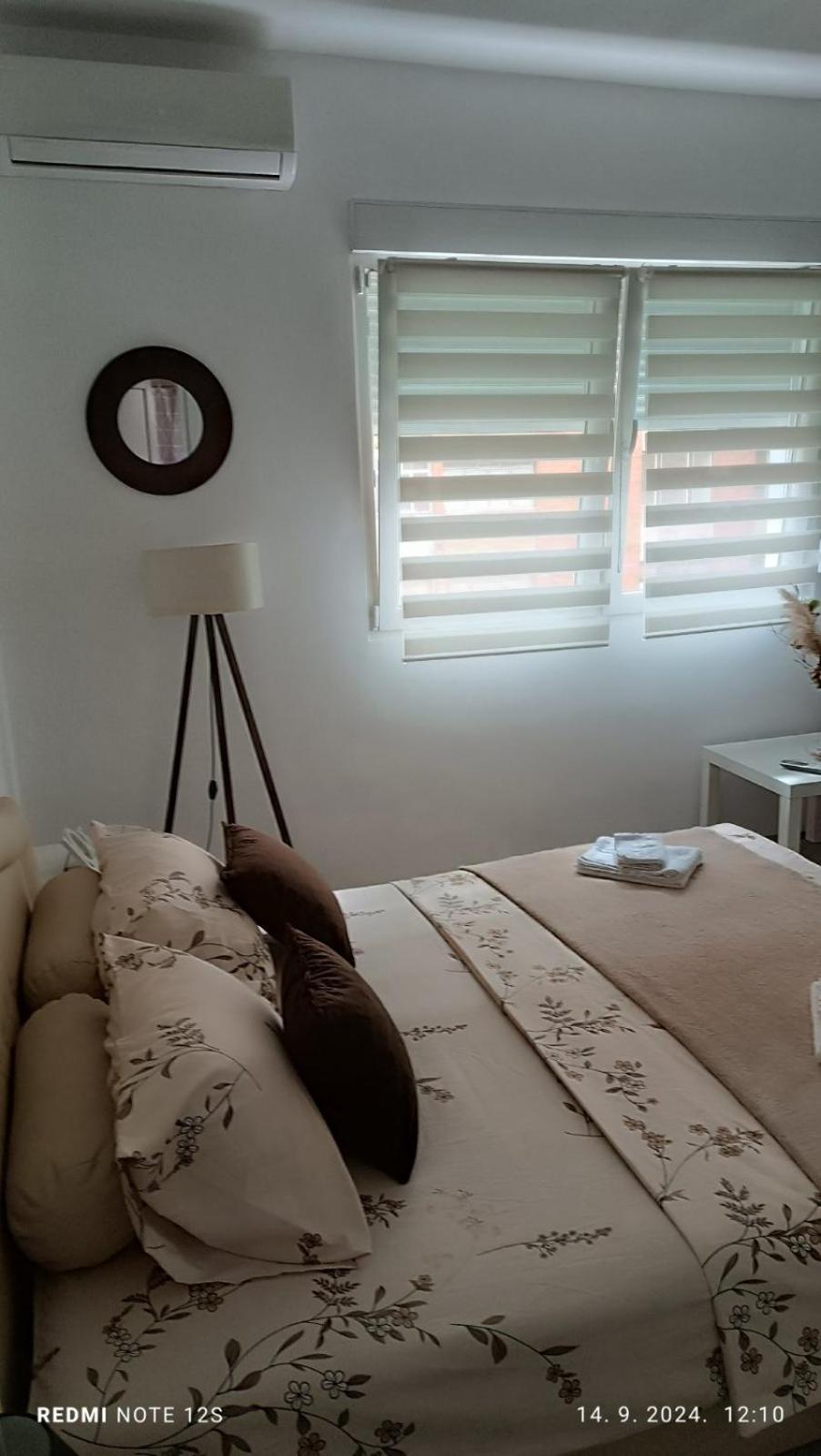 Happy Star Apartment Nis Ngoại thất bức ảnh