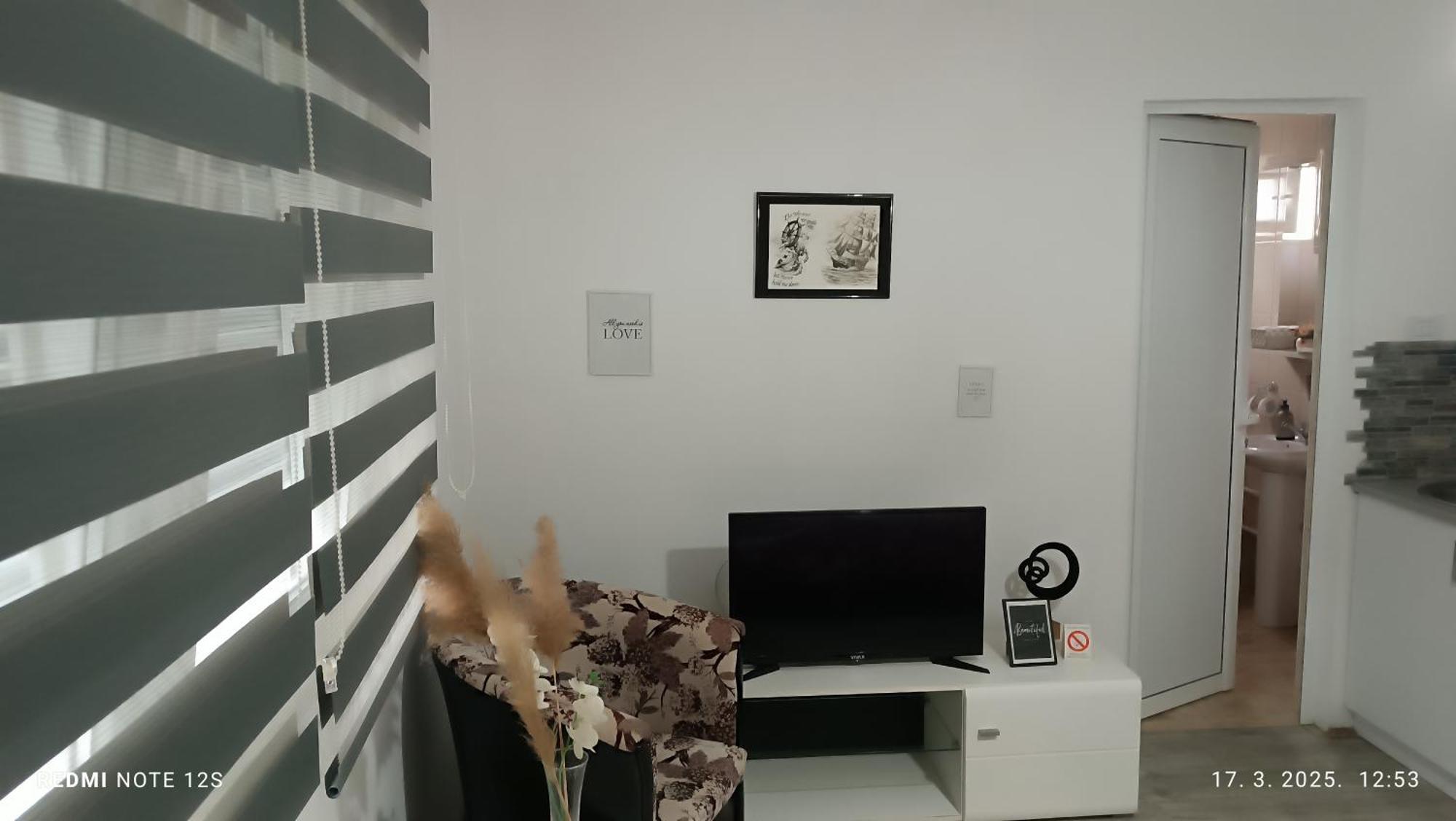 Happy Star Apartment Nis Ngoại thất bức ảnh