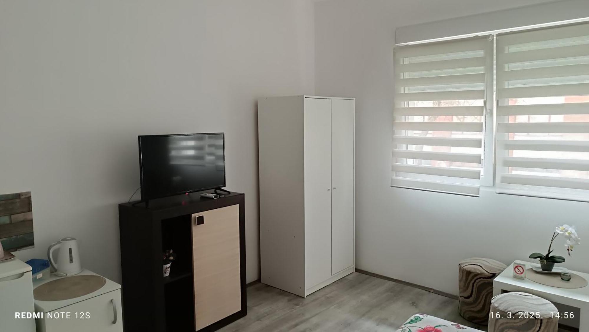 Happy Star Apartment Nis Ngoại thất bức ảnh