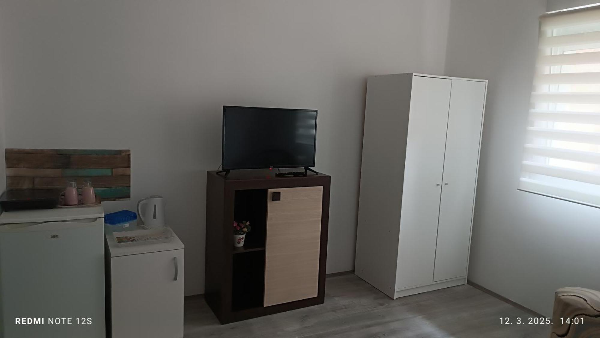 Happy Star Apartment Nis Ngoại thất bức ảnh